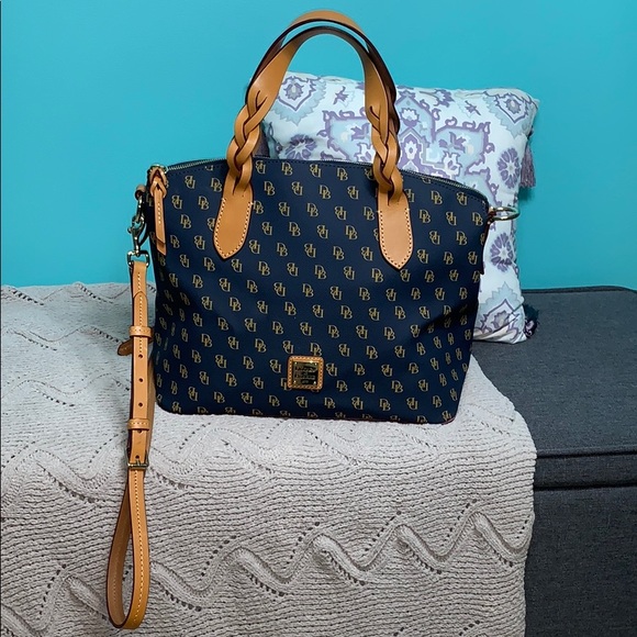 Dooney & Bourke Handbags - Dooney & Bourke Satchel Bag